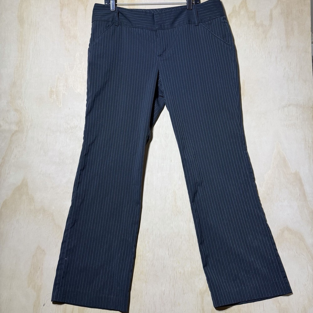 Daisy Fuentes Moda Womens 16 Black Pinstripe Dress Pants Stretch Flare Career